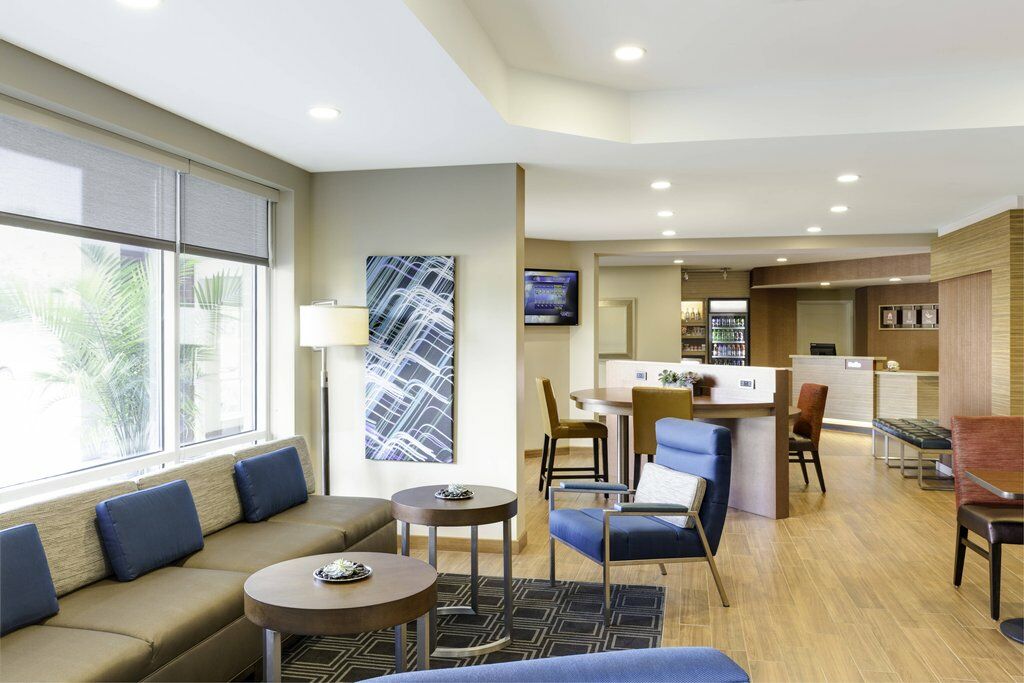Towneplace Suites By Marriott Richmond Bagian luar foto